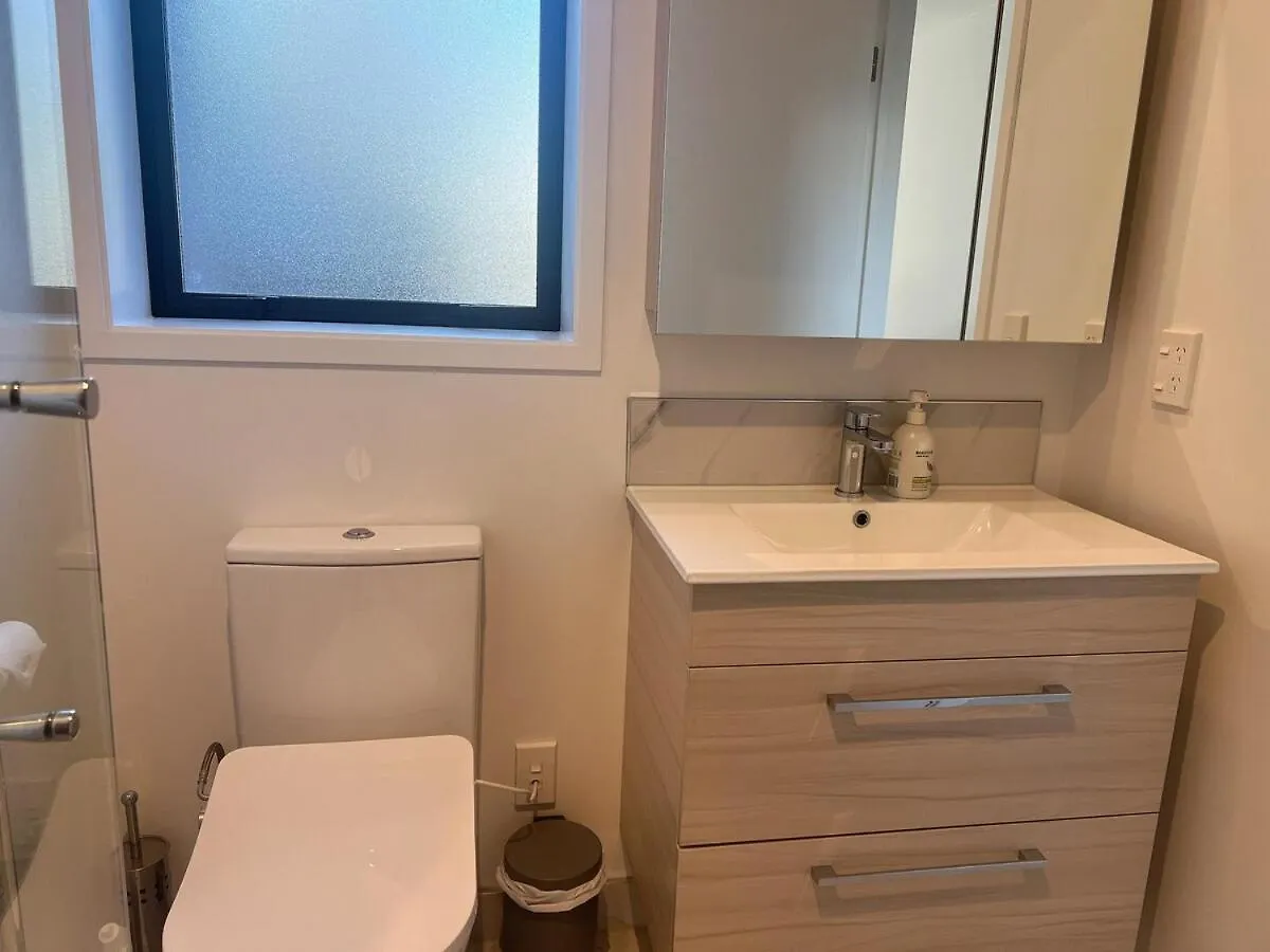 Cozy 1 Bedroom 1 Bathroom Studio Κράισττσερτς 0*,